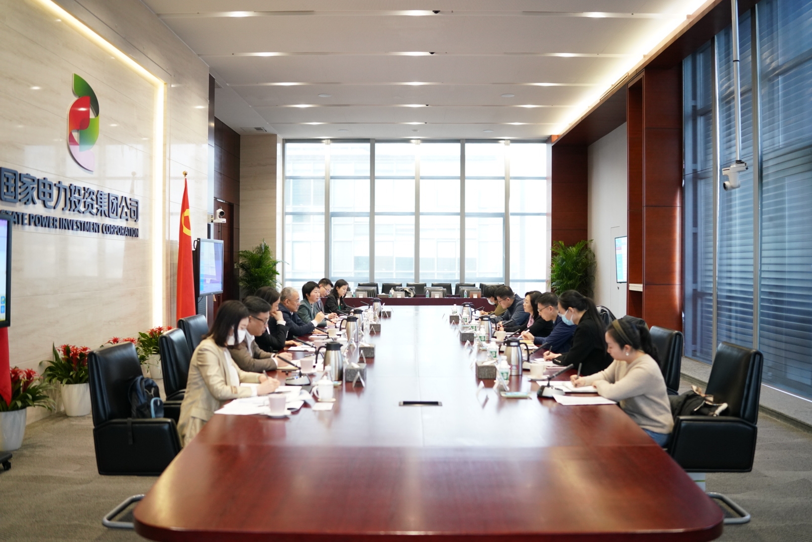 中宣部國際聯(lián)絡局到國家電投調(diào)研