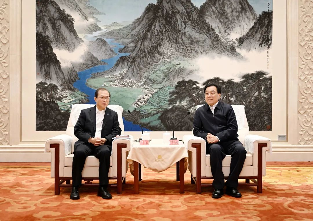 華電集團黨組書記、董事長江毅拜會江蘇省委書記信長星