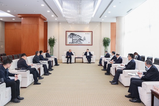 華能集團(tuán)黨組書記溫樞剛會見青海省委常委、海東市委書記烏拉孜別克·熱蘇力汗