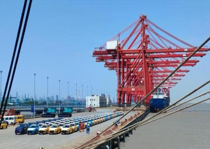 從上?？诎犊粗袊?guó)新能源汽車(chē)出海按下“加速鍵”