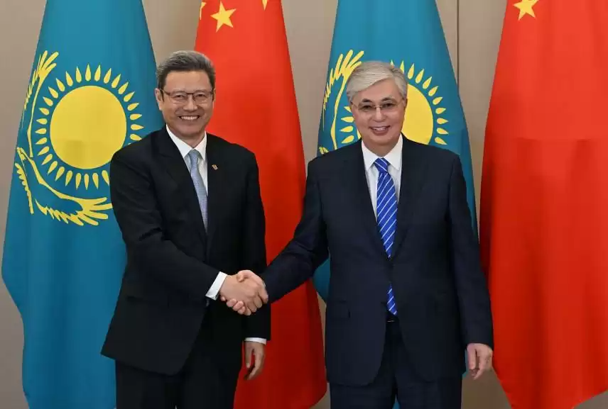 國(guó)家電投黨組書記、董事長(zhǎng)錢智民與哈薩克斯坦總統(tǒng)托卡耶夫會(huì)談