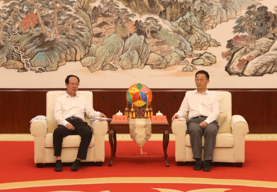 中國電建黨委書記、董事長丁焰章拜會廣西壯族自治區(qū)黨委書記劉寧、自治區(qū)主席藍天立