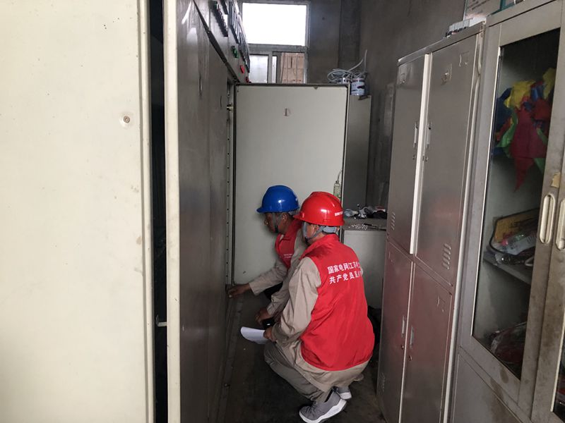 國網(wǎng)江蘇電力睢寧縣供電公司:黨員服務(wù)隊(duì)“義診”舒“心結(jié)”