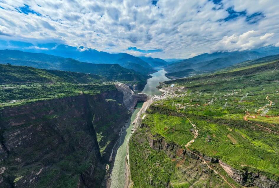 金沙江烏東德水電站累計(jì)發(fā)電量突破1000億千瓦時