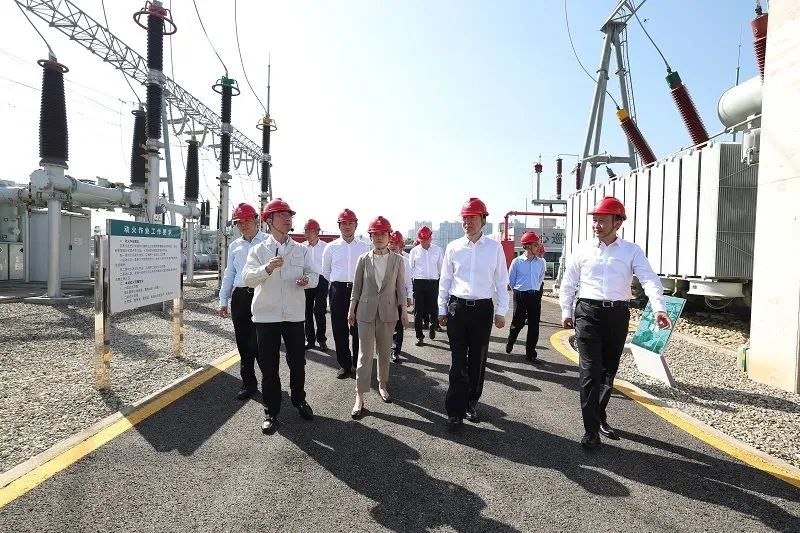 國家電網(wǎng)董事長、黨組書記辛保安會見四川省委書記王曉暉、省長黃強并檢查大運會供電保障工作