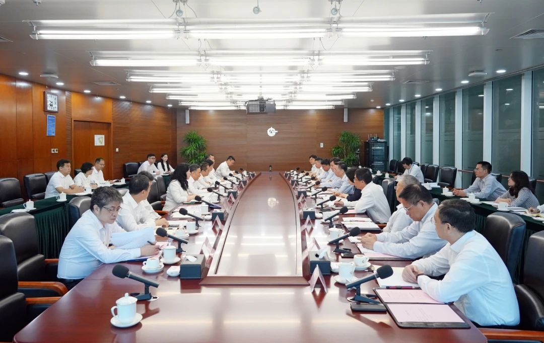 中國(guó)能建黨委書記、董事長(zhǎng)宋海良與中國(guó)海油黨組書記、董事長(zhǎng)汪東進(jìn)會(huì)談