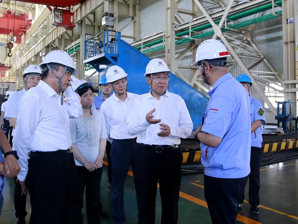 國(guó)資委黨委書(shū)記、主任張玉卓到哈電集團(tuán)調(diào)研強(qiáng)調(diào)