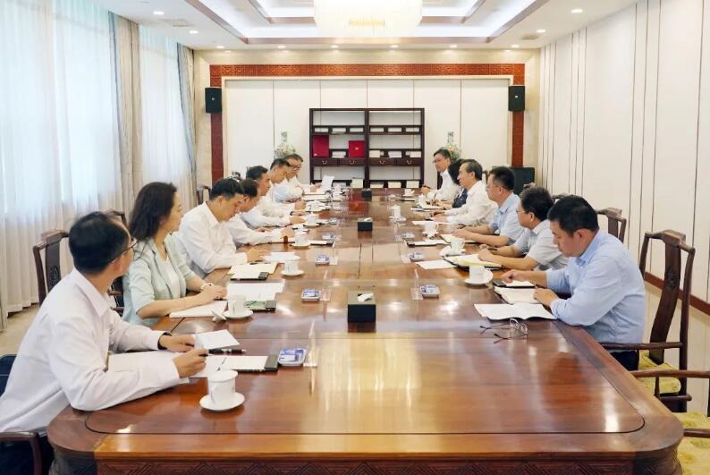 中國能建黨委書記、董事長宋海良與中國貿促會會長任鴻斌會談