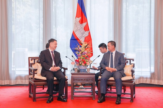 華能集團黨組書記、董事長溫樞剛拜會柬埔寨首相洪瑪奈