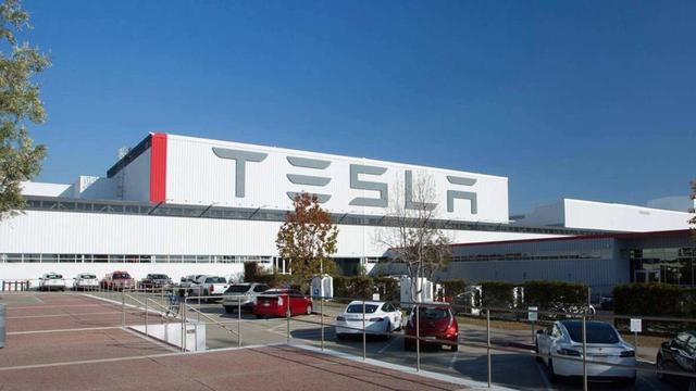 明年特斯拉繼續(xù)降價(jià)?高盛下調(diào)盈利預(yù)期，市值蒸發(fā)超2000億元