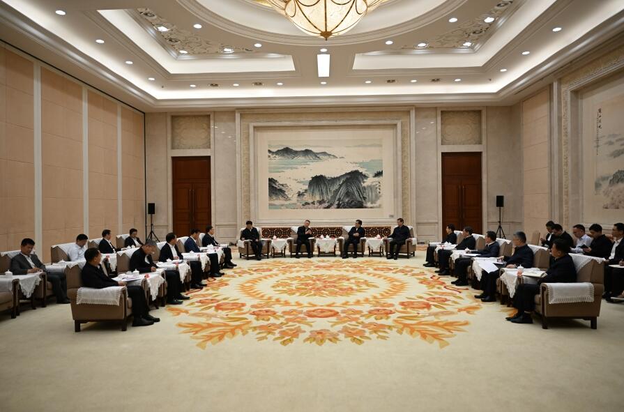 三峽集團(tuán)董事長(zhǎng)、黨組書雷鳴山拜會(huì)江蘇省委書記信長(zhǎng)星、 省長(zhǎng)許昆林