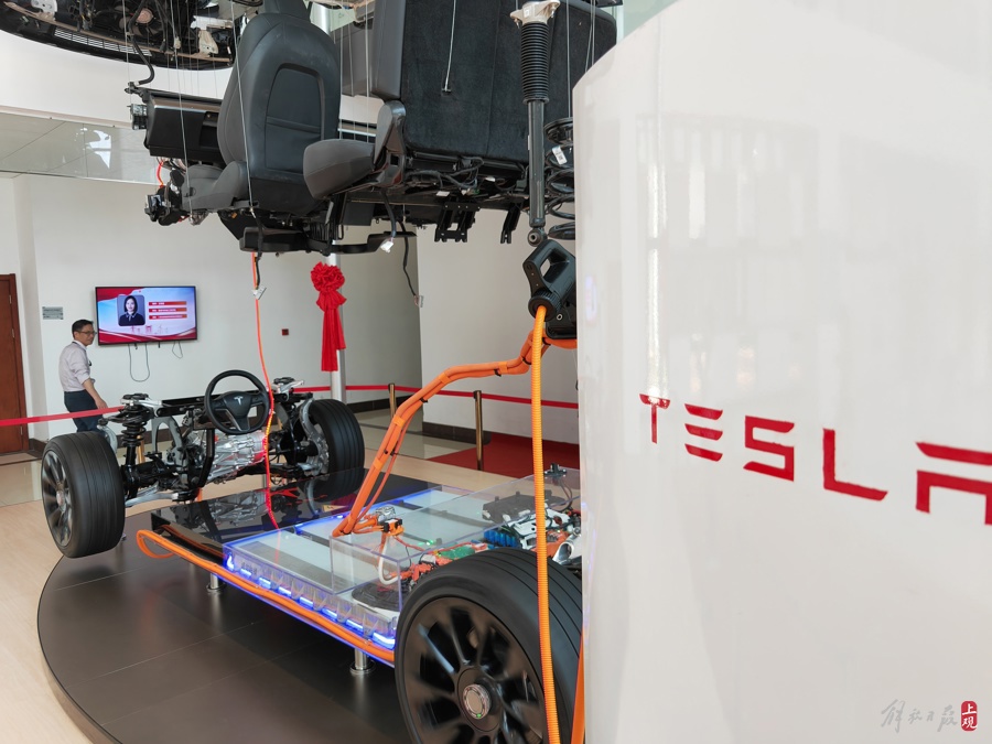 特斯拉超級(jí)工廠造巨型“充電寶”，今年我國(guó)新增儲(chǔ)能裝機(jī)規(guī)模已超歷年累計(jì)總量