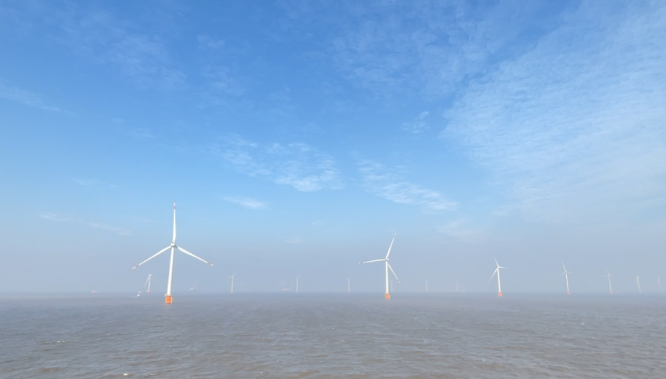 56臺(tái)大載荷升降機(jī)！將服務(wù)浙江省最大海上風(fēng)電場(chǎng)