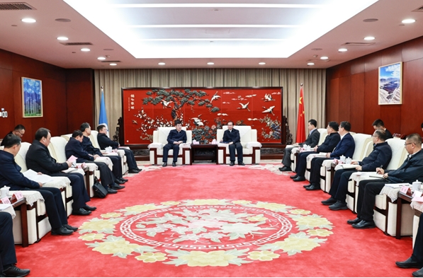 江毅會(huì)見內(nèi)蒙古自治區(qū)黨委常委、常務(wù)副主席黃志強(qiáng)