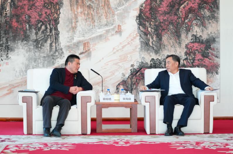 宋海良與“三新”聯(lián)盟成員遠(yuǎn)東控股集團(tuán)創(chuàng)始人、董事局主席蔣錫培會(huì)談