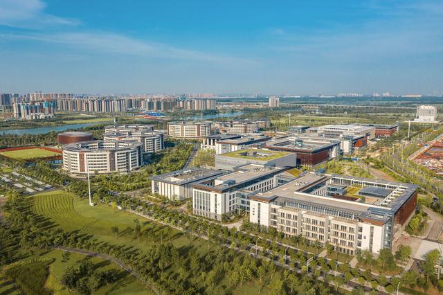 國家網(wǎng)安基地釋放向“新”力：研發(fā)中心持續(xù)增量，網(wǎng)安人才密度最大