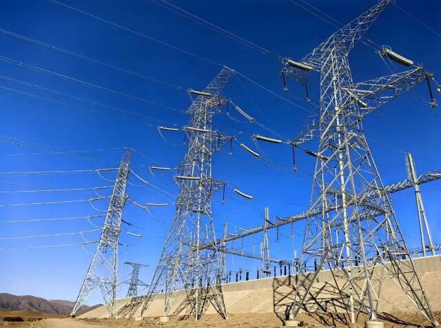 青?,敔枔跛娬?30千伏輸電線路全面竣工