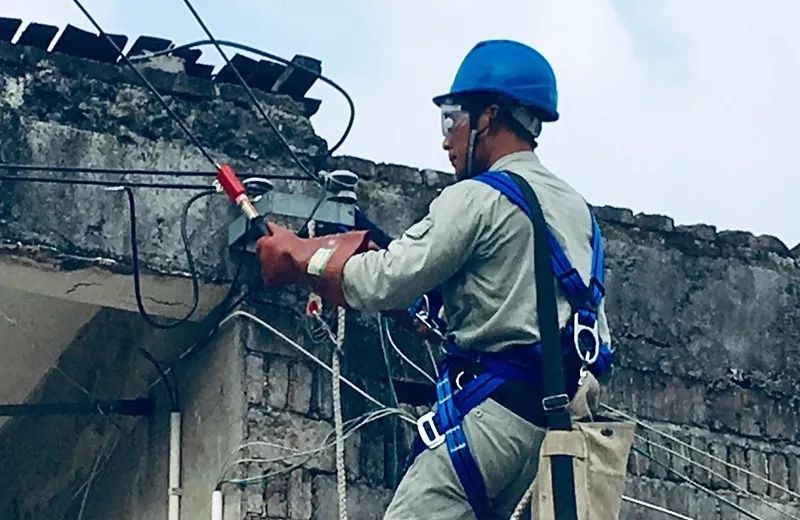 湖北通城：斷電三年的老屋，燈“亮了”