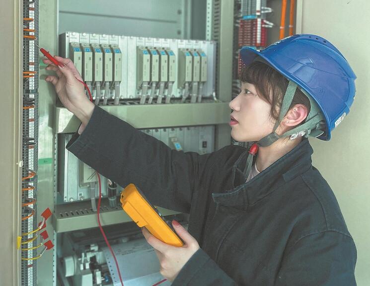 卓穎：干一行專一行，讓運維“跑”在故障前