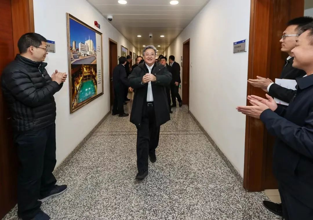 中核集團(tuán)黨組開(kāi)工首日鼓干勁:暫別“春節(jié)檔”啟程“奮進(jìn)篇”!