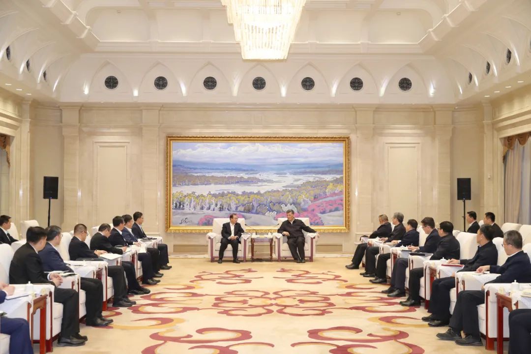 華電集團黨組書記、董事長江毅拜會新疆維吾爾自治區(qū)主要領(lǐng)導(dǎo)