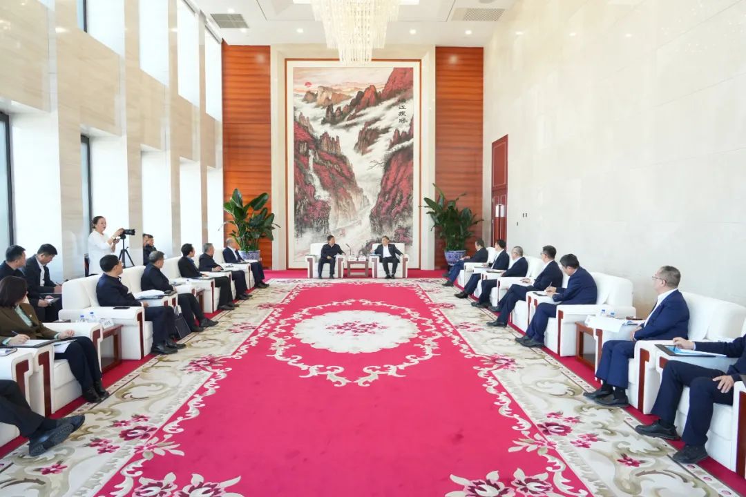 中國能建黨委書記、董事長宋海良與吉林省副省長李國強(qiáng)會談