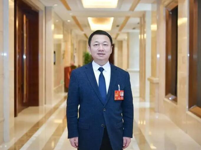 【兩會(huì)好聲音】全國(guó)人大代表、億華通董事長(zhǎng)張國(guó)強(qiáng):打造低成本綠氫供應(yīng)體系