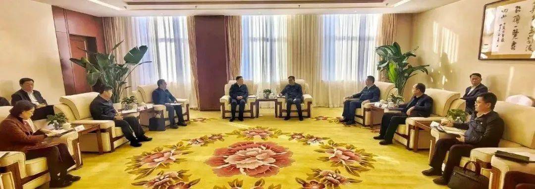 國(guó)家電投黨組書(shū)記、董事長(zhǎng)劉明勝會(huì)見(jiàn)吉林省委常委、長(zhǎng)春市委書(shū)記張恩惠