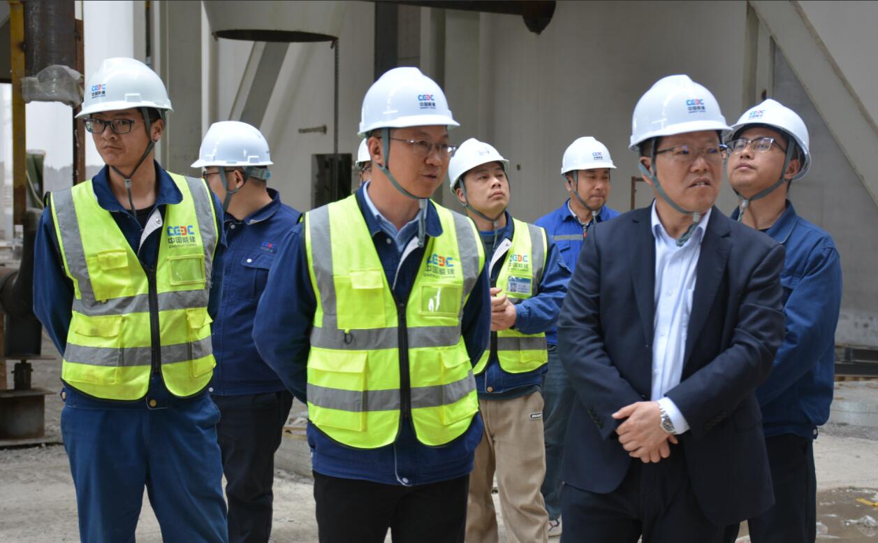 中國(guó)能建建筑集團(tuán)黨委副書(shū)記、總經(jīng)理羅耕能到正寧百萬(wàn)項(xiàng)目指導(dǎo)調(diào)研