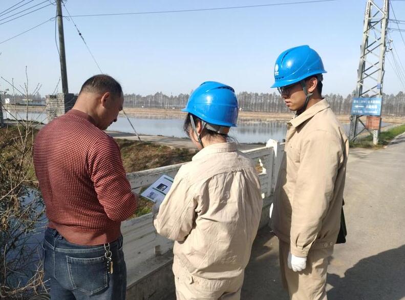 固城供電所深入養(yǎng)殖基地“查漏補缺”，助農增收