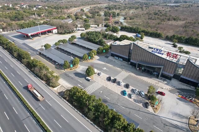 高速公路“雙碳”數(shù)字化正在布局，“浙”里正在打造低碳服務(wù)區(qū)