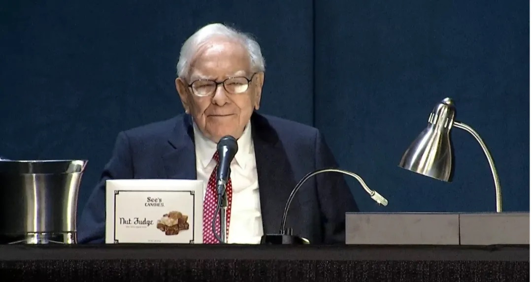 巴菲特:現(xiàn)在要考慮的問題是儲能