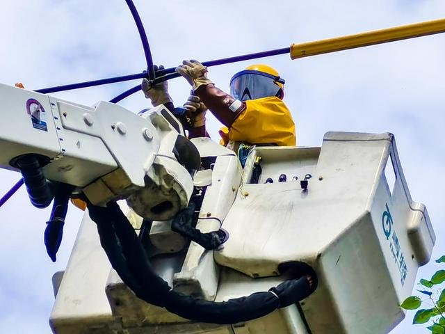 國網(wǎng)政和縣供電公司:強化供電保障 助力鄉(xiāng)村發(fā)展