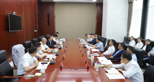 中國電建黨委常委、副總經(jīng)理劉源源與晉能控股集團黨委書記、董事長李國彪舉行會談