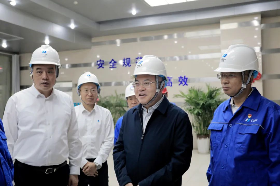華電集團(tuán)黨組副書記、總經(jīng)理葉向東到新疆公司調(diào)研