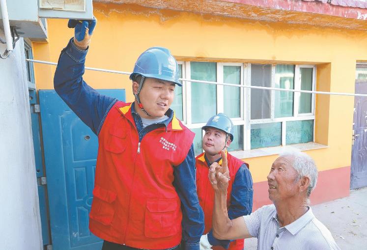 張朋飛:想方設(shè)法滿足客戶用電需求