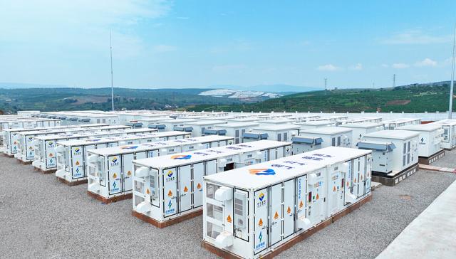 云南省最大規(guī)模“源網(wǎng)荷儲”新能源集群項(xiàng)目建成投產(chǎn)