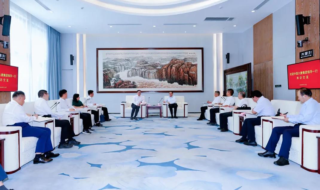 大唐集團黨組副書記、總經(jīng)理張傳江與陜煤集團黨委書記、董事長張文琪會談