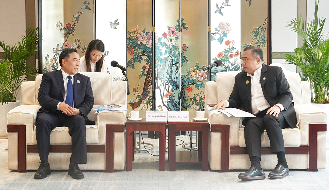 中國能建黨委書記、董事長宋海良與馬來西亞交通部部長陸兆福會(huì)談