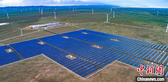 “空中三峽”烏蘭察布:生態(tài)向“綠” “風(fēng)光”無(wú)限