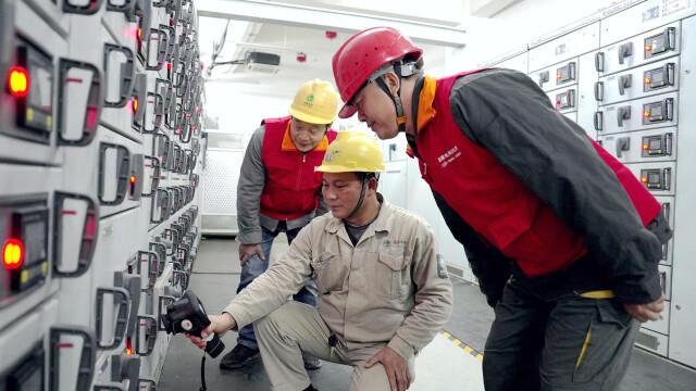 國網(wǎng)湖南電力力保三大球運(yùn)動(dòng)會可靠供電