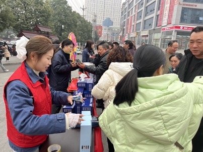 貴州遵義正安供電局：供電送祝福，情暖返鄉(xiāng)路