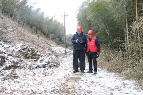 國網(wǎng)壽寧縣供電公司:低溫特巡 護(hù)航“元宵”佳節(jié)