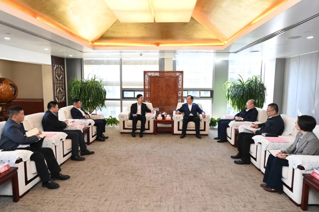 大唐國際黨委書記、董事長李凱會見中建五局黨委書記、董事長田衛(wèi)國