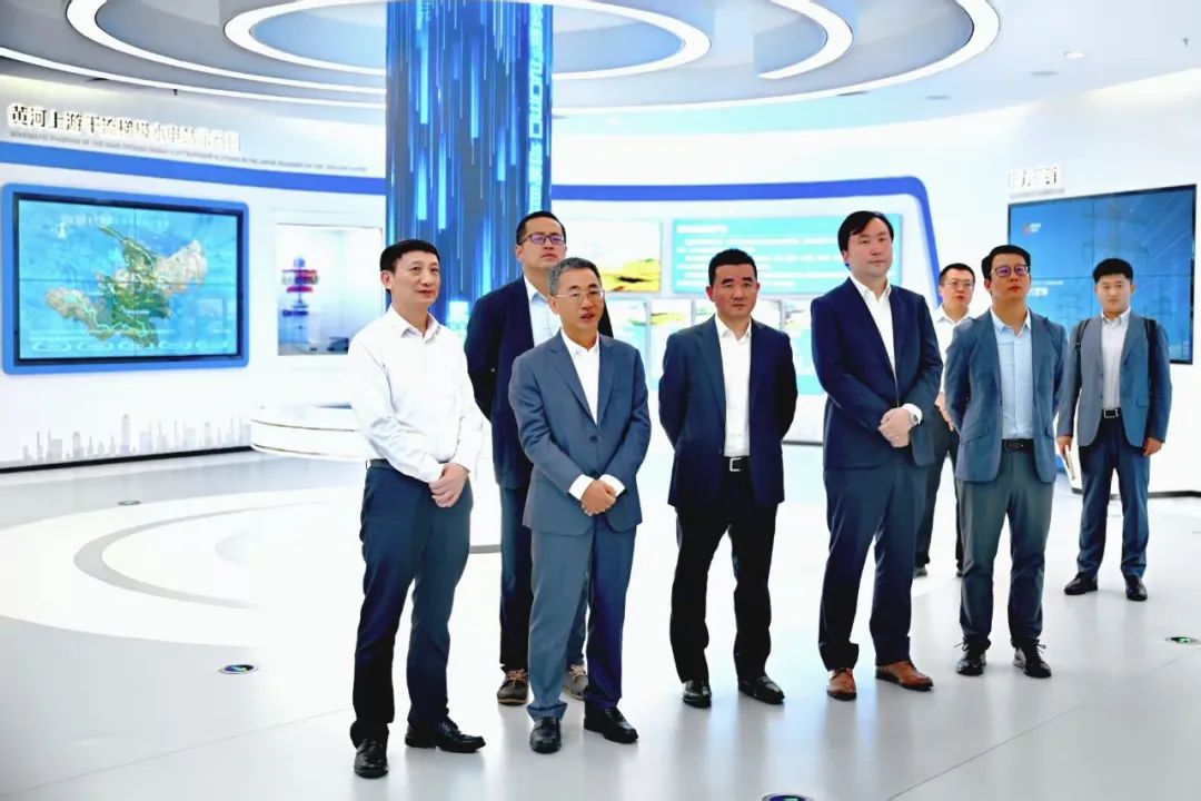 黃河公司黨委書記、董事長姚小彥會見華為董事、華為數(shù)字能源總裁侯金龍