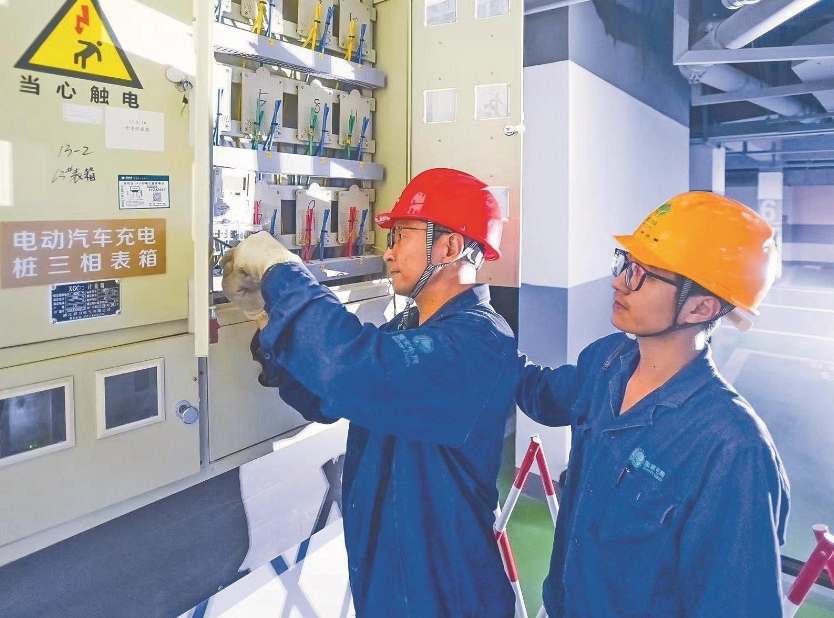 于洪波：讓配電網(wǎng)線路“零閃?！? /></a></div>
				<div   id=